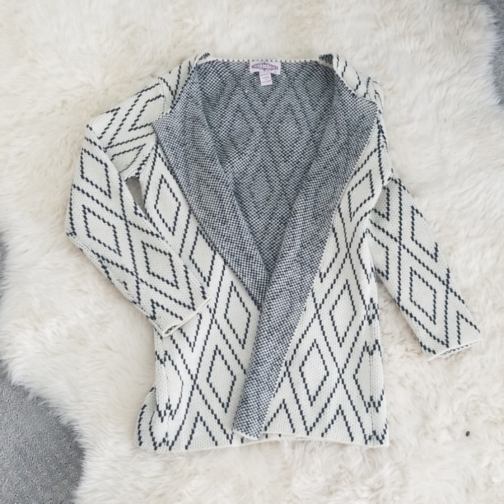 Like new geometric cardigan